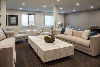 Community room with free wifi